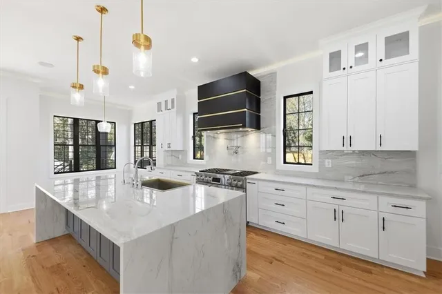 $1,899,000 | 1385 Sylvan Circle Northeast, Brookhaven, GA 30319