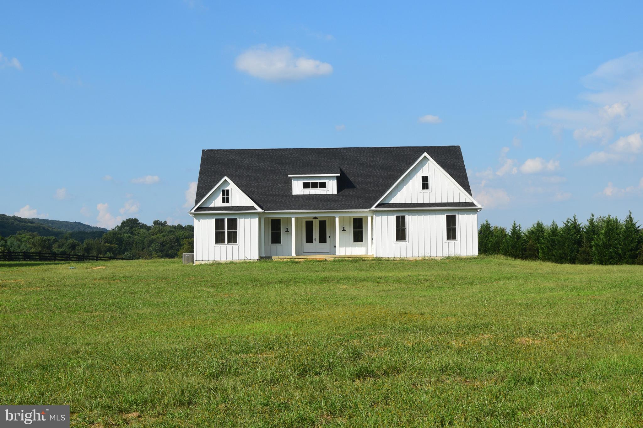 13762 Taylorstown Road Leesburg, VA 20176 - Photo 34 of 36 Front of home