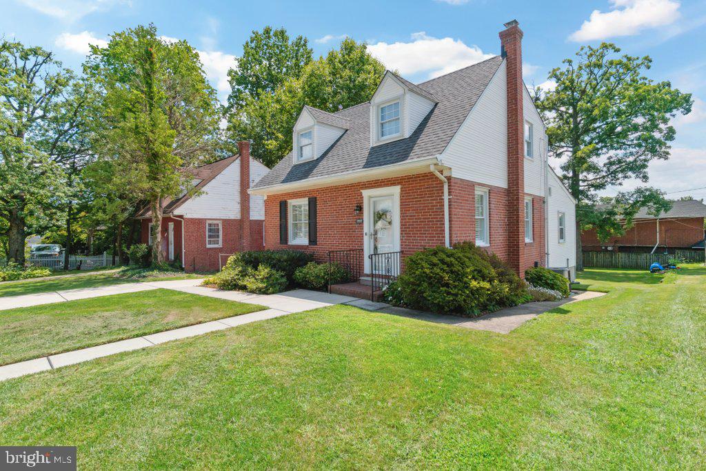 1707 Goodview Road Parkville, MD 21234 - Photo 3 of 41