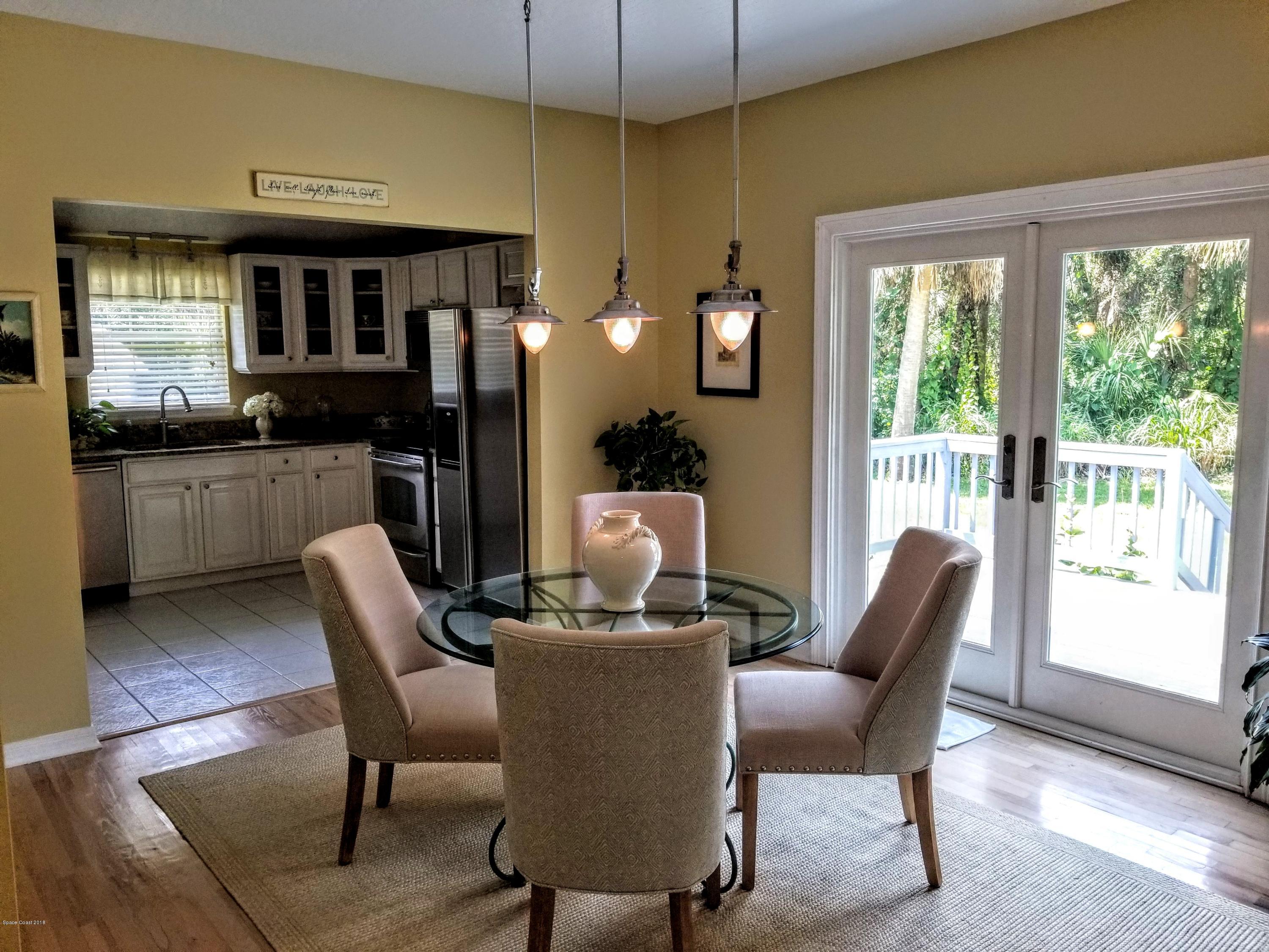 5850 North Wickham Road Melbourne, FL 32940 - Photo 11 of 36 Wick dining room