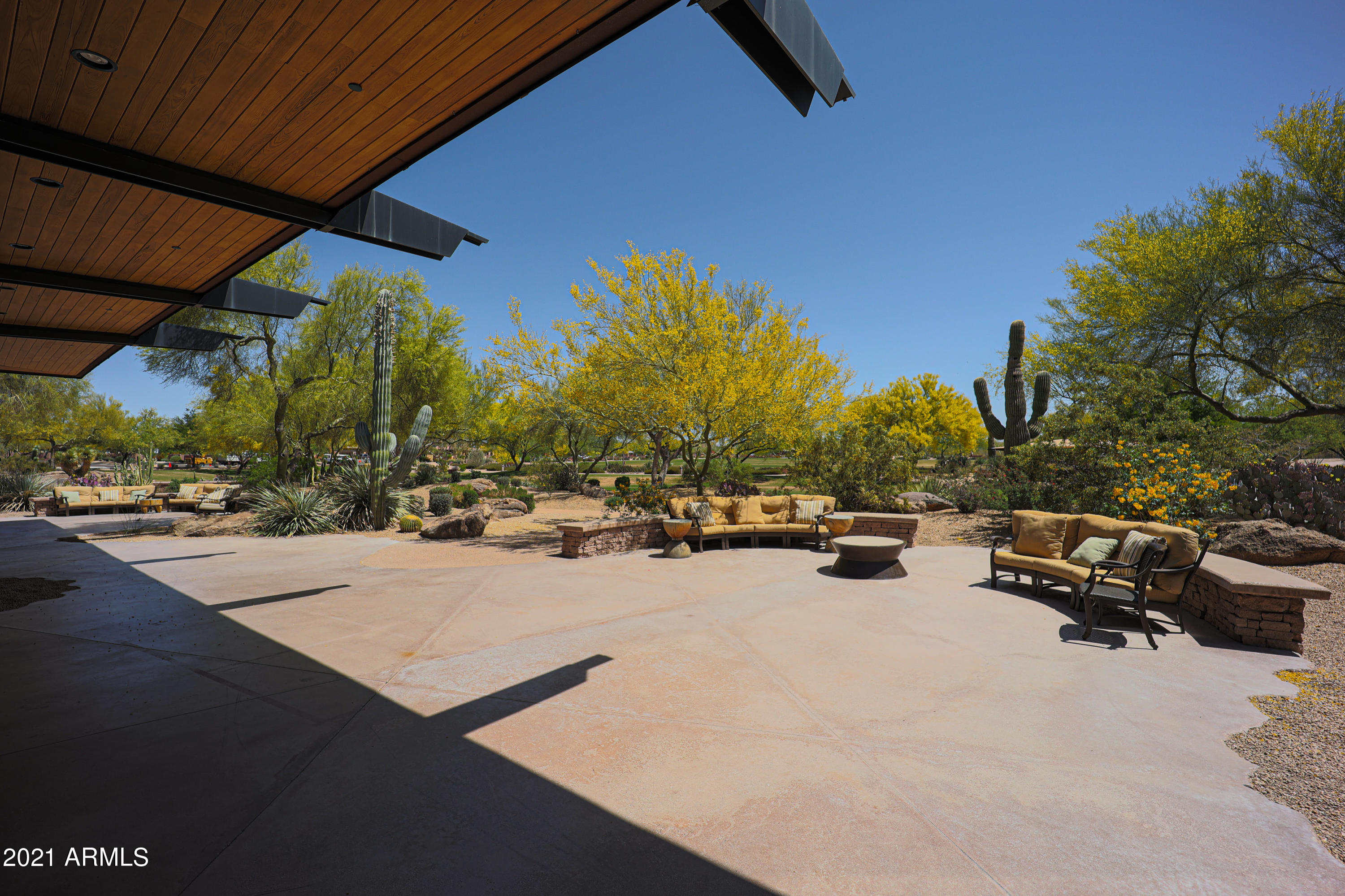 3935 East Rough Rider Road North, Unit 1035 Phoenix, AZ 85050 - Photo 54 of 59 C (29)