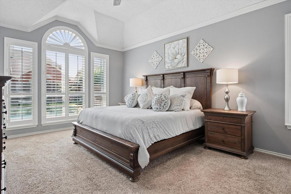 1913 Hartford Road Grapevine, TX 76051 - Photo 15 of 36
