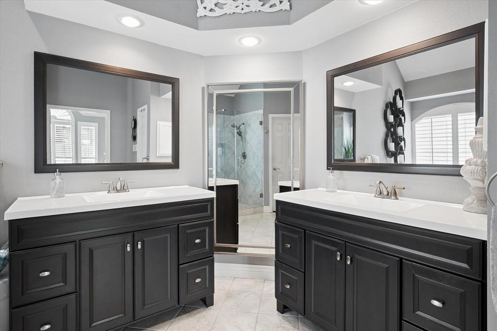 1913 Hartford Road Grapevine, TX 76051 - Photo 17 of 36