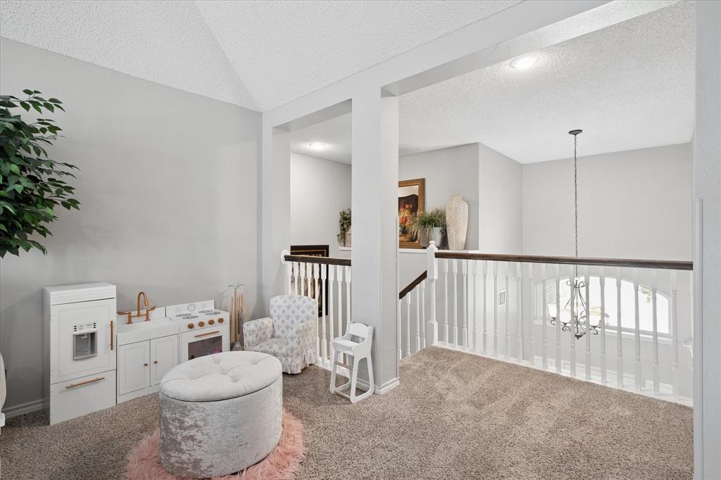 1913 Hartford Road Grapevine, TX 76051 - Photo 19 of 36