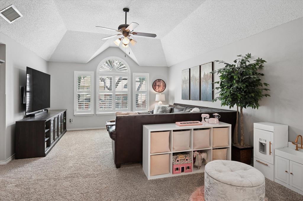 1913 Hartford Road Grapevine, TX 76051 - Photo 20 of 36