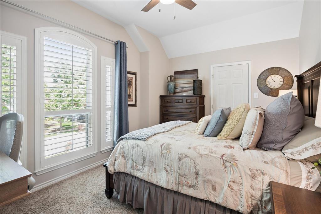 1913 Hartford Road Grapevine, TX 76051 - Photo 25 of 36