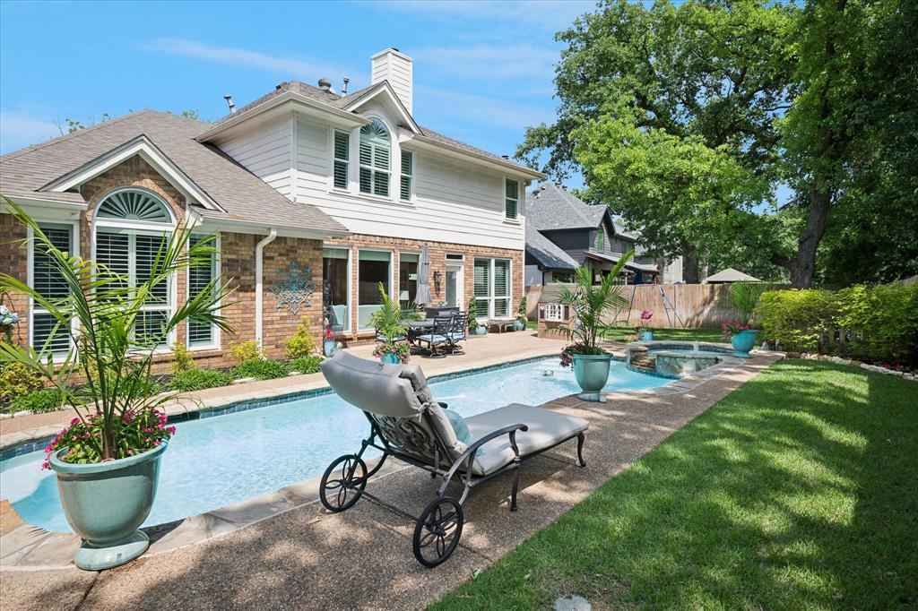 1913 Hartford Road Grapevine, TX 76051 - Photo 28 of 36