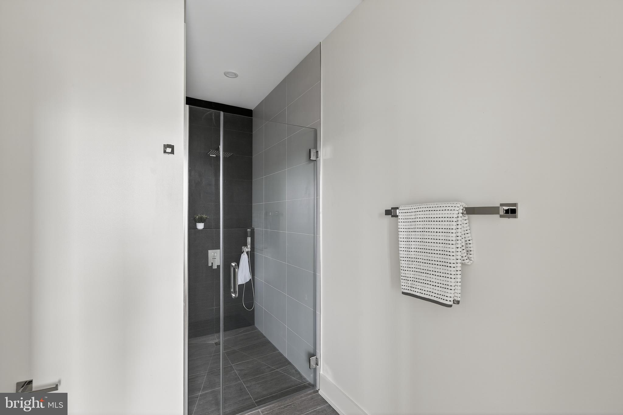 828 21st Street Northeast, Unit 2 Washington, DC 20002 - Photo 25 of 27