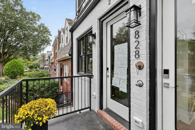 $484,982 | 828 21st Street Northeast, Unit 2, Washington, DC 20002