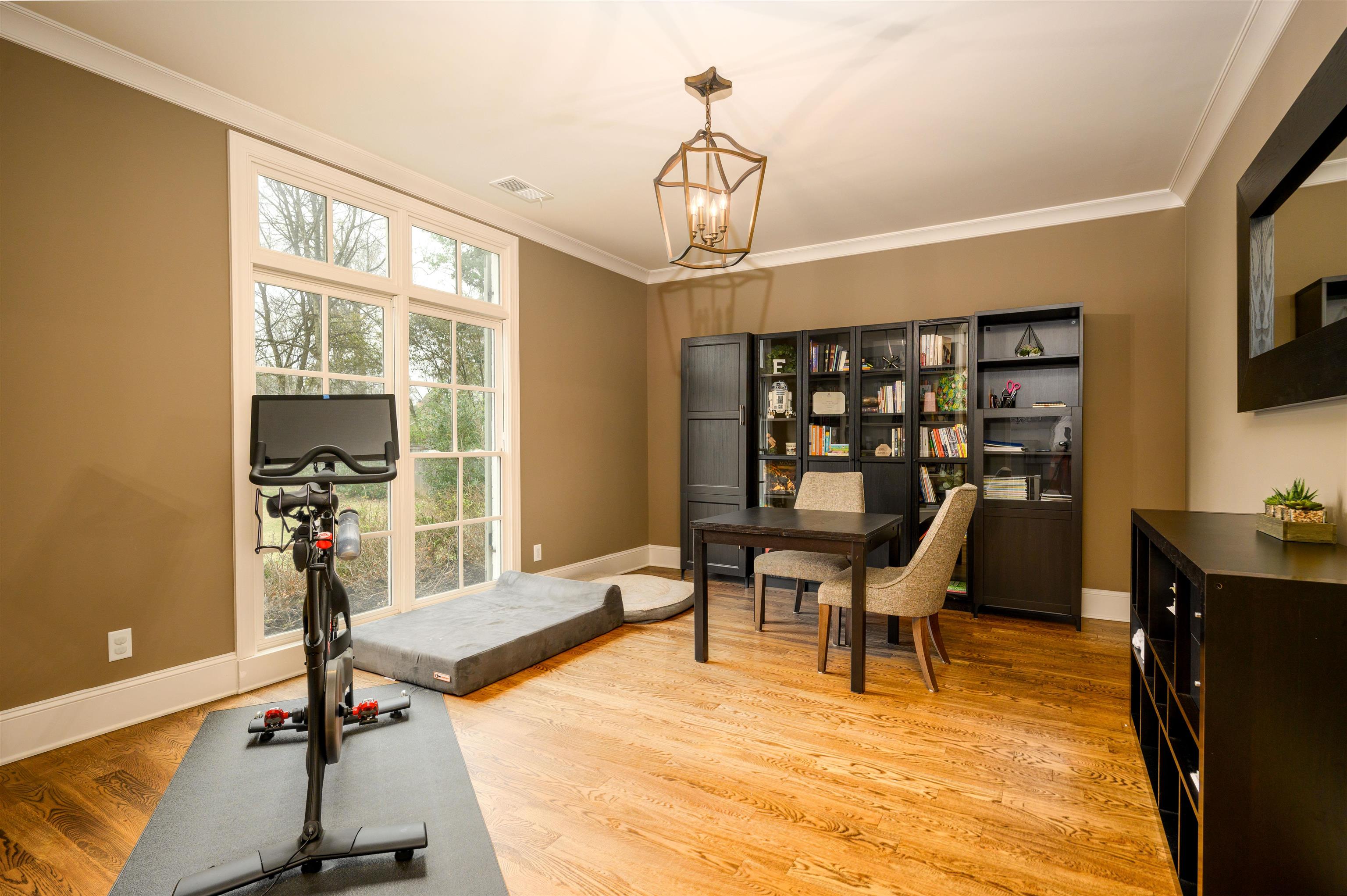 4980 Cole Road Memphis, TN 38117 - Photo 4 of 25 a work room with furniture pool table and a window