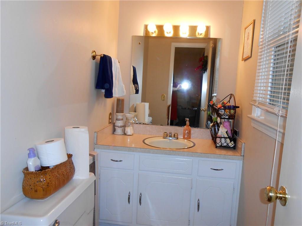 117 Gallent Road Reidsville, NC 27320 - Photo 13 of 21