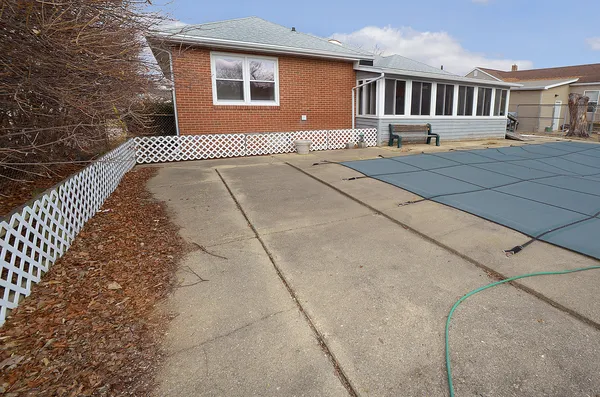 $176,900 | 601 Arch Street, Ottawa, IL 61350