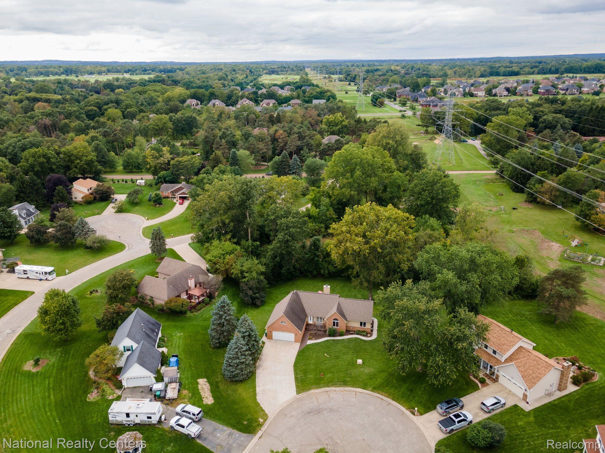 2814 Grouse Lane Rochester, MI 48306 - Photo 52 of 52 Coveted Oakland Township