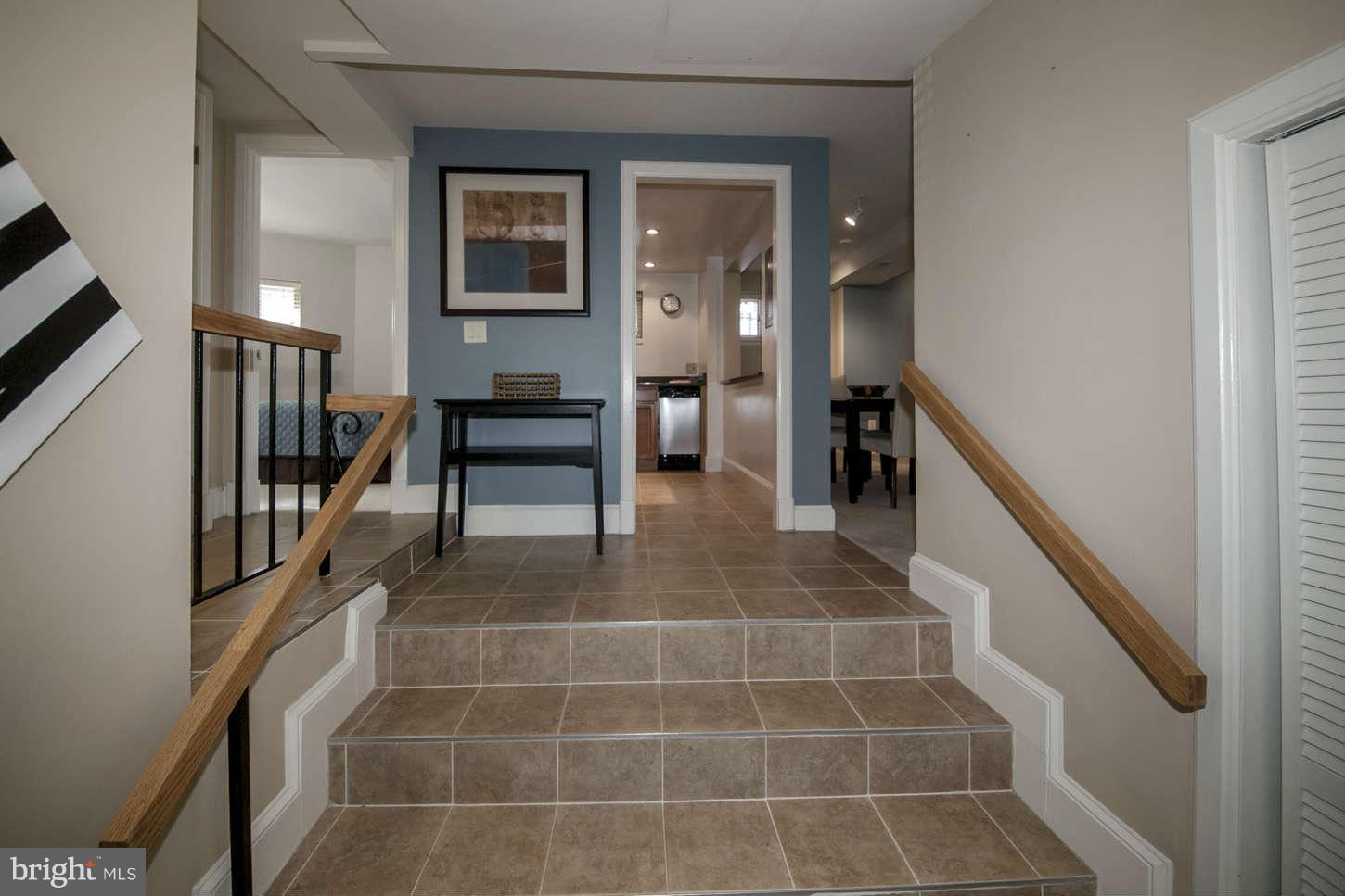 1673 Park Road Northwest, Unit B1 Washington, DC 20010 - Photo 5 of 25 Unit Foyer