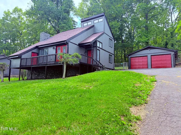 $2,500 | 413 Gustavis Avenue, Unit 5, Kingsport, TN 37664