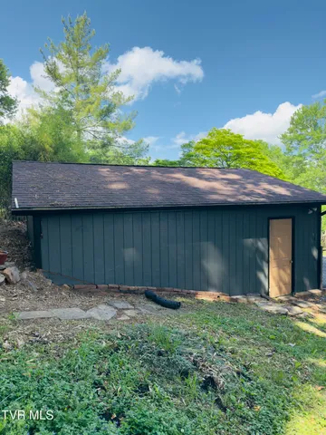 $3,900 | 413 Gustavis Avenue, Unit 5, Kingsport, TN 37664