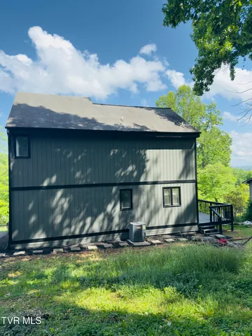 $3,900 | 413 Gustavis Avenue, Unit 5, Kingsport, TN 37664