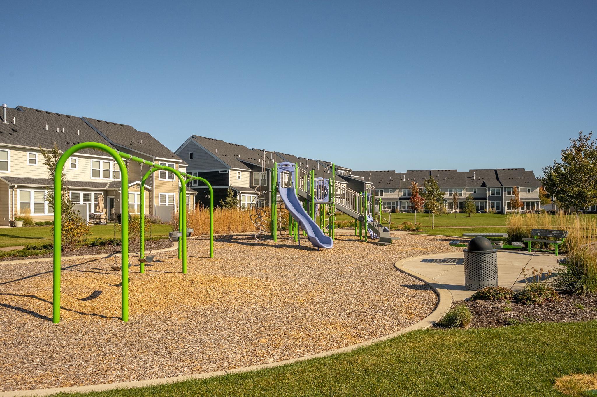 5321 94th Lane North Brooklyn Park, MN 55443 - Photo 4 of 22