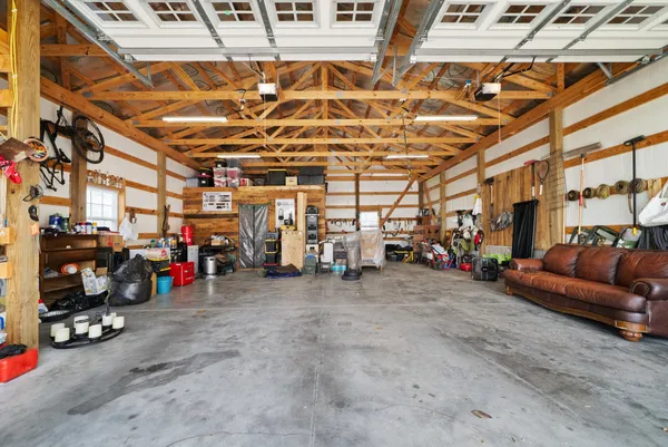 $644,950 | 6091 Harmony Grove Road, Hopkinsville, KY 42240