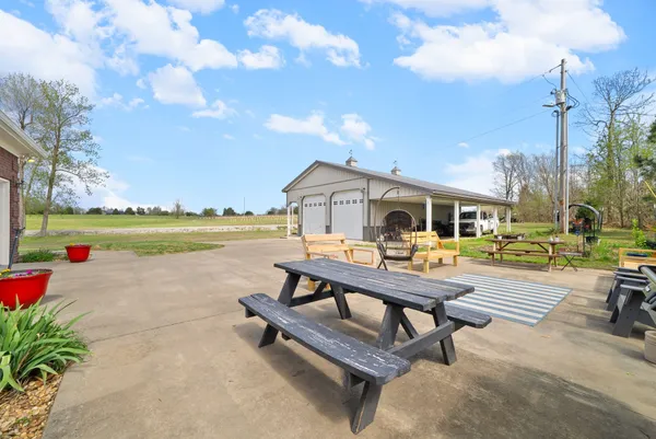 $644,950 | 6091 Harmony Grove Road, Hopkinsville, KY 42240