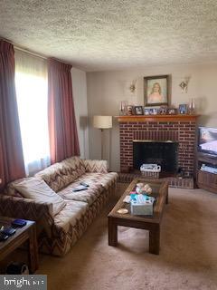 8013 Sagramore Road Baltimore, MD 21237 - Photo 14 of 37 living room
