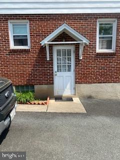 8013 Sagramore Road Baltimore, MD 21237 - Photo 8 of 37 side entrance from driveway