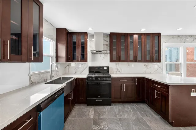 $795,000 | 208 South Burris Avenue, Compton, CA 90221