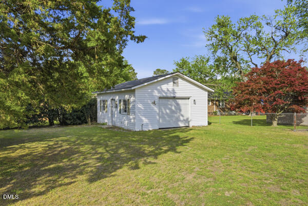 301 Halifax Street Clinton, NC 28328 - Photo 18 of 19 044_crfP
