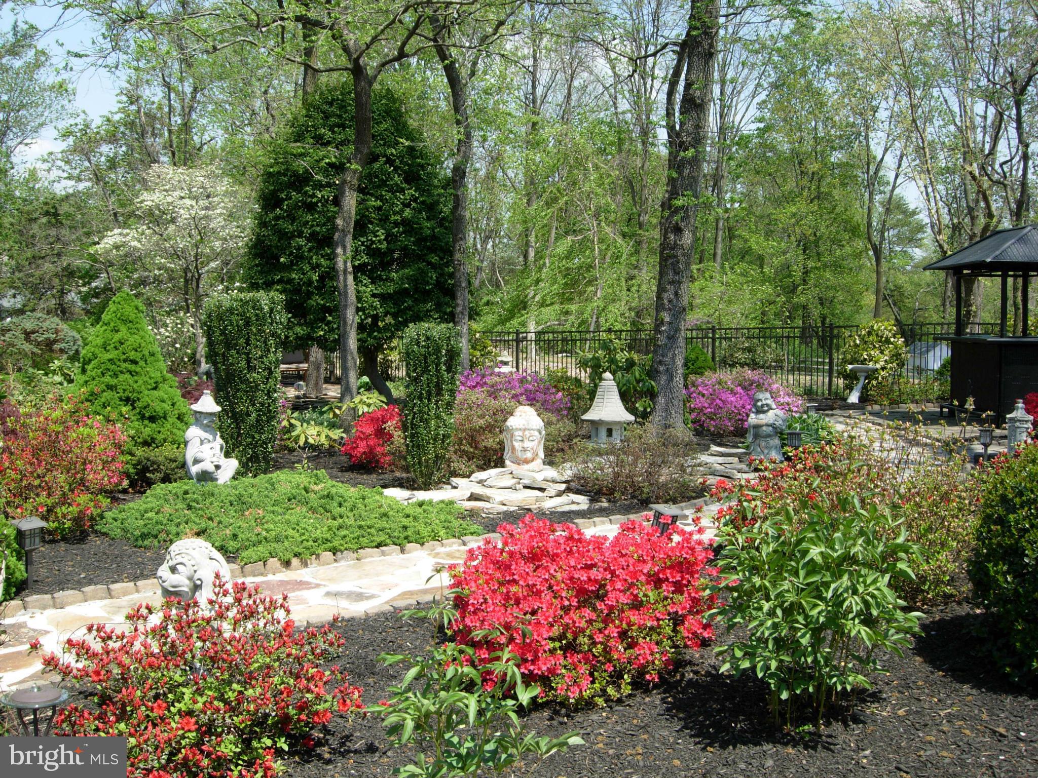 1901 Pot Spring Road Lutherville-Timonium, MD 21093 - Photo 30 of 30 Garden - stone walkways