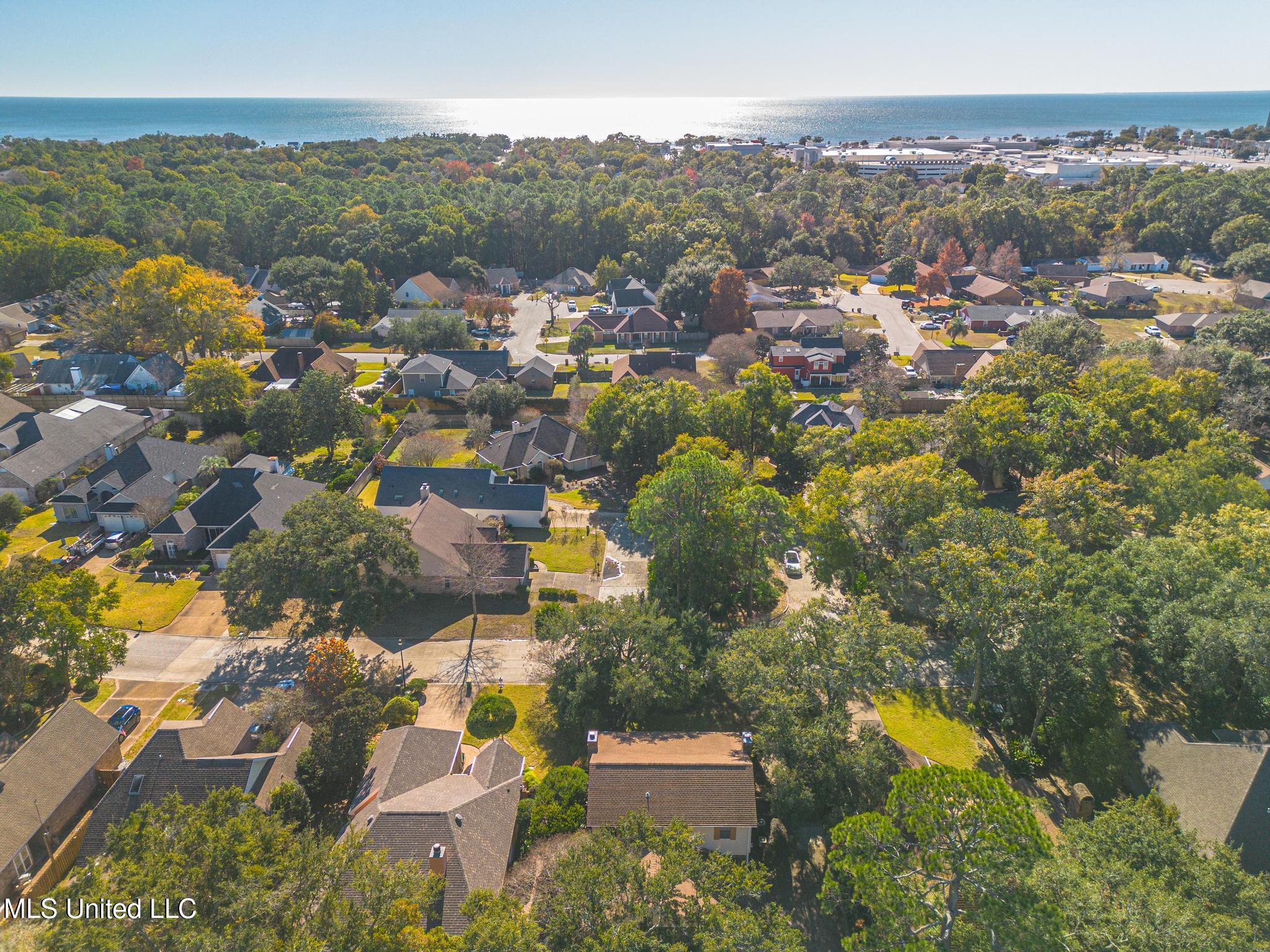 2588 Rue Palafox Biloxi, MS 39531 - Photo 27 of 31 Rue Palafox-2-2