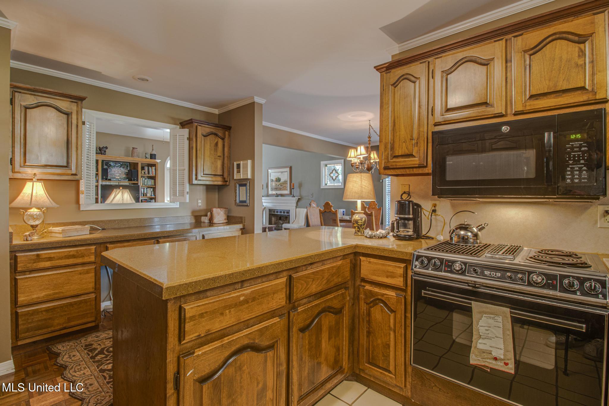 2588 Rue Palafox Biloxi, MS 39531 - Photo 10 of 31 Rue Palafox-12