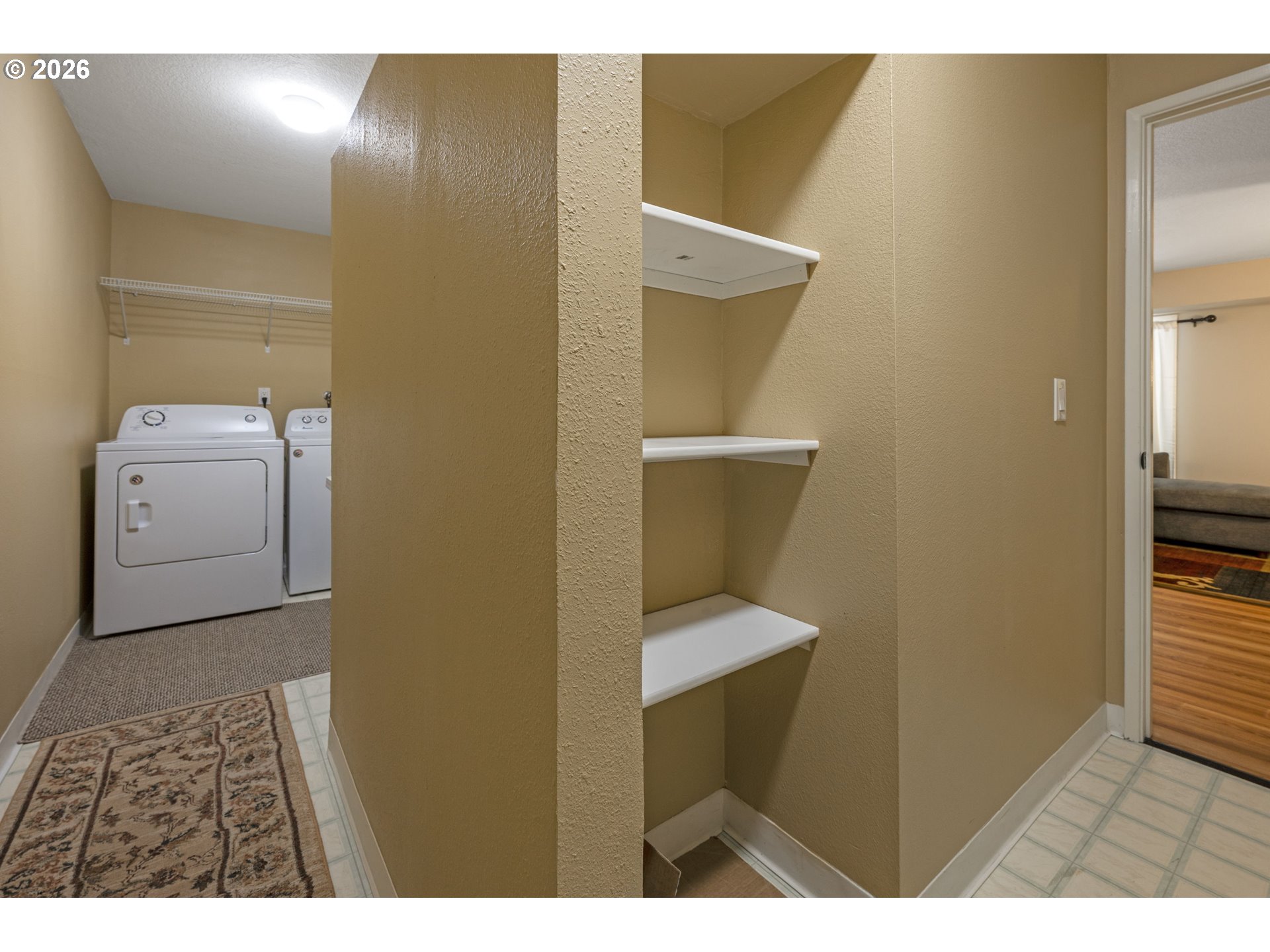 3008 Southwest Wilbard Street Portland, OR 97219 - Photo 28 of 48 Utility Room