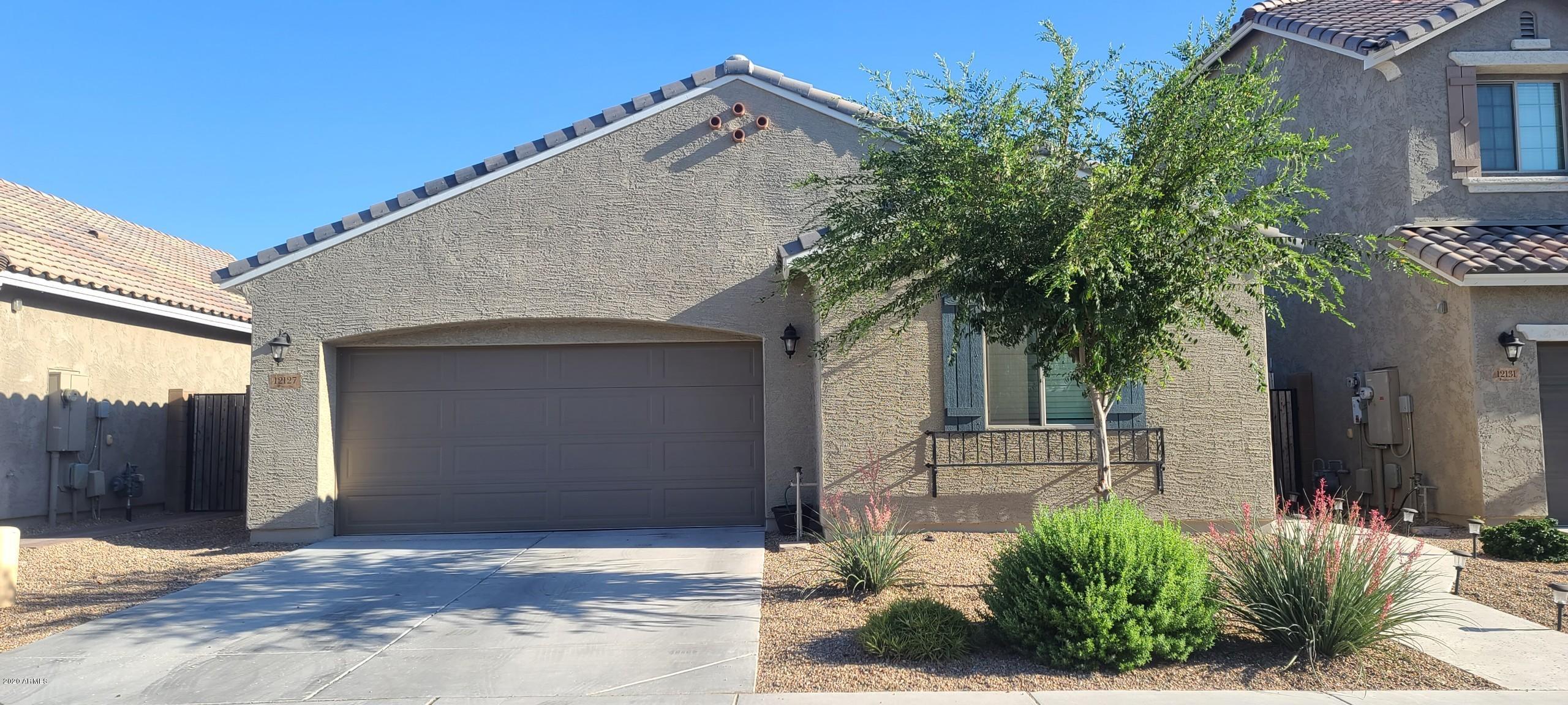 12127 West Rowel Road Peoria, AZ 85383 - Photo 1 of 2 IMG_7762