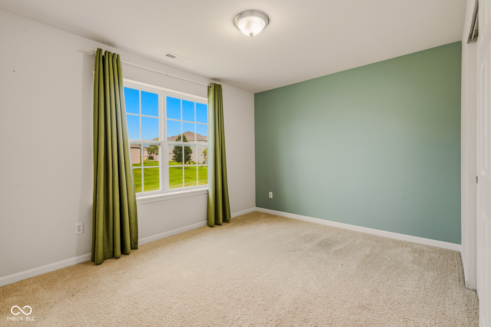 7048 Stoney Ridge Drive Columbus, IN 47201 - Photo 45 of 52 Gallery Image 45