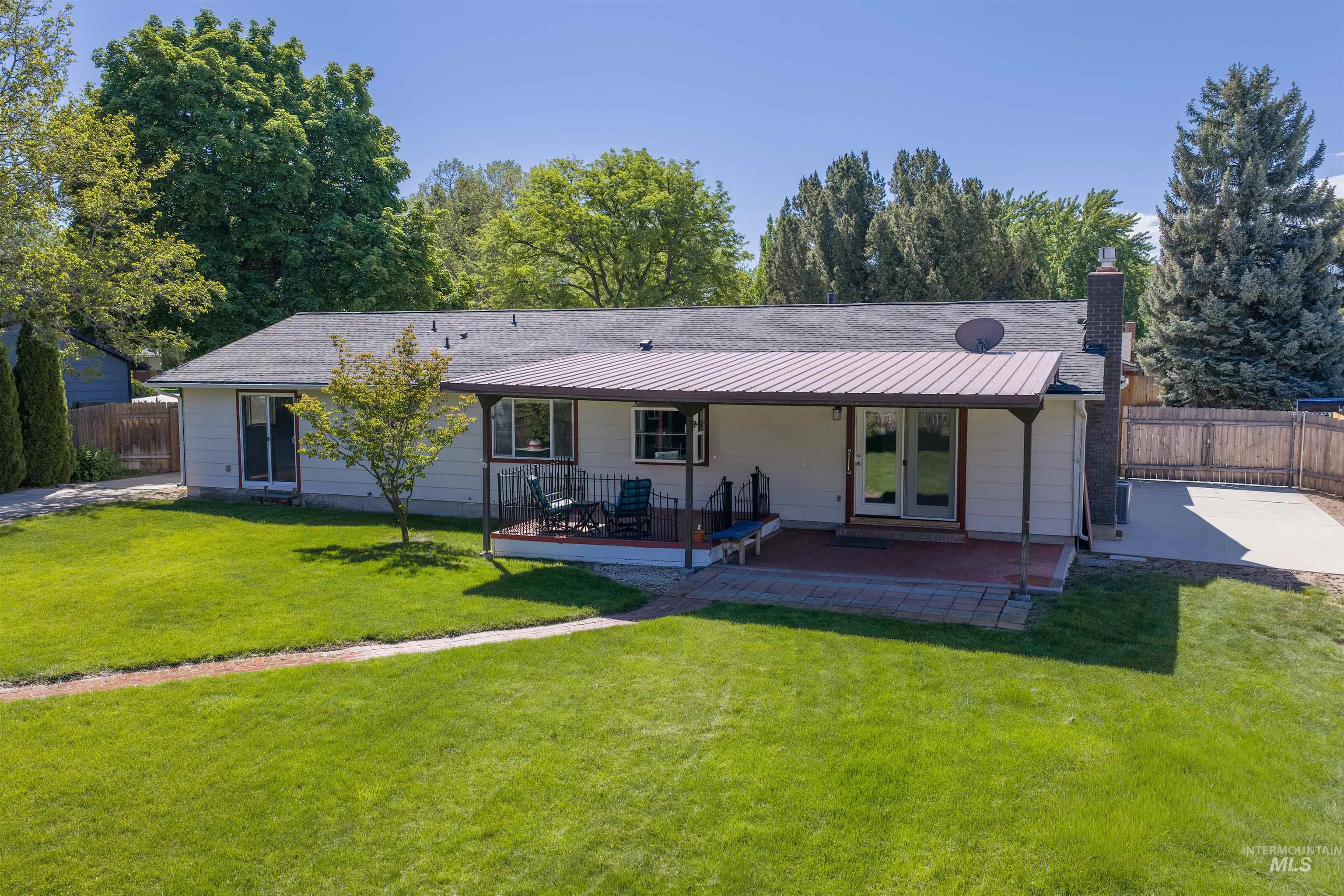 11198 West Oneida Drive Boise, ID 83709 - Photo 4 of 36