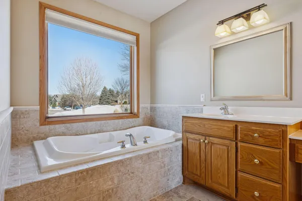 $979,900 | 9015 Schutte Court, Corcoran, MN 55340