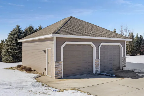 $979,900 | 9015 Schutte Court, Corcoran, MN 55340