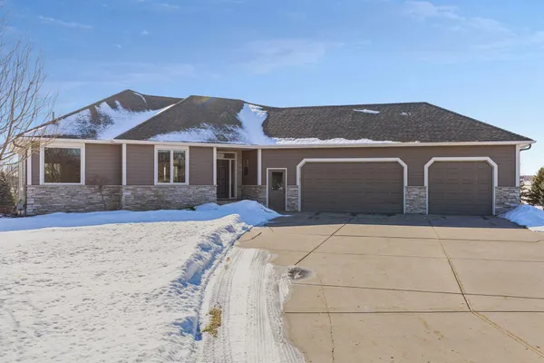 $994,900 | 9015 Schutte Court, Corcoran, MN 55340