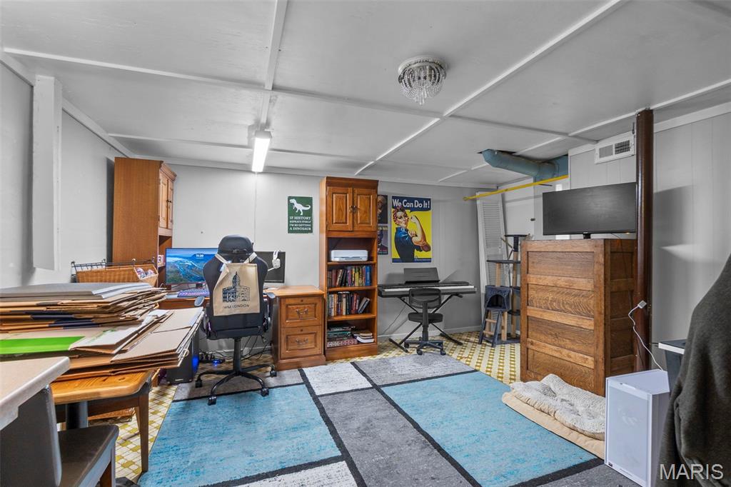 918 Hawthorn Drive Sikeston, MO 63801 - Photo 30 of 34