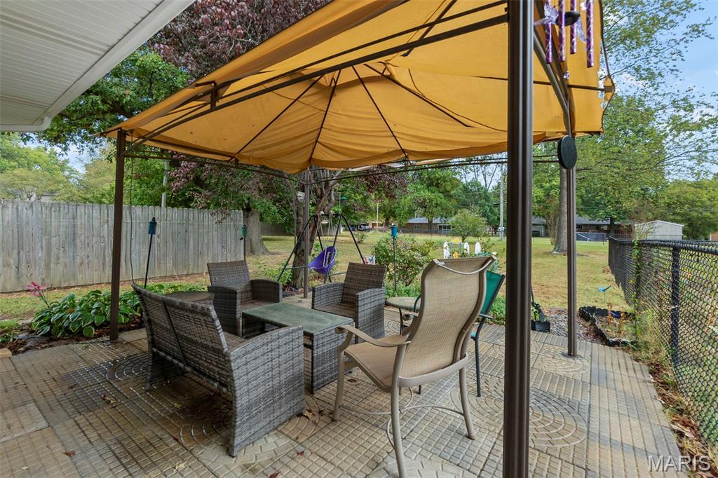 918 Hawthorn Drive Sikeston, MO 63801 - Photo 8 of 34