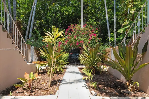 $268,000 | 1117 Meridian Avenue, Unit 51117, Miami Beach, FL 33139