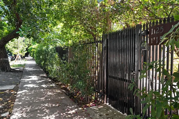 $268,000 | 1117 Meridian Avenue, Unit 51117, Miami Beach, FL 33139