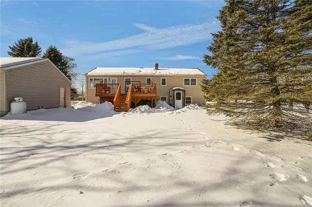$675,000 | 11 Barton Lane, Middletown, RI 02842