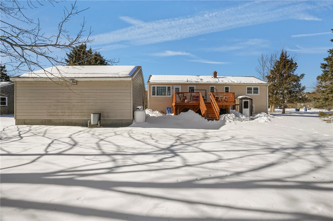 11 Barton Lane Middletown, RI 02842 - Photo 37 of 39