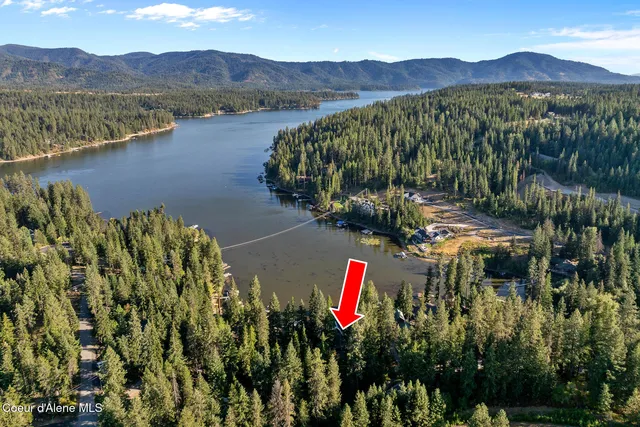$1,895,000 | 35053 East Hayden Lake Road, Hayden, ID 83835