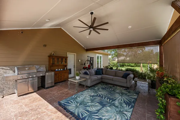 $524,900 | 5811 Avenue G 1/2, Santa Fe, TX 77510