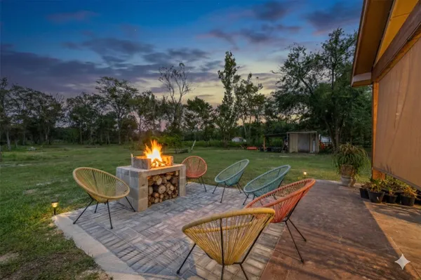 $524,900 | 5811 Avenue G 1/2, Santa Fe, TX 77510