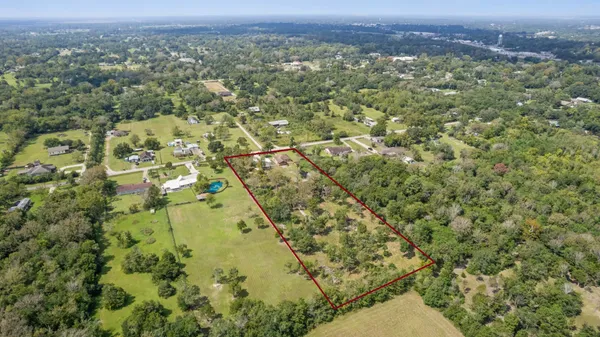 $524,900 | 5811 Avenue G 1/2, Santa Fe, TX 77510