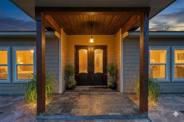$524,900 | 5811 Avenue G 1/2, Santa Fe, TX 77510