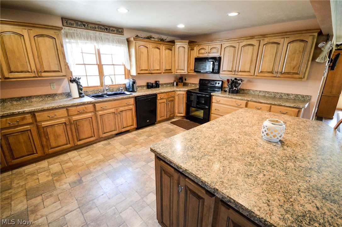 16755 Claridon Troy Road Burton, OH 44021 - Photo 12 of 35